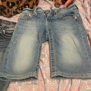 2 pairs of miss me caprice